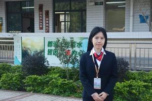 莫秀燕  狮山镇骨干教师  嘉福集团二级名师